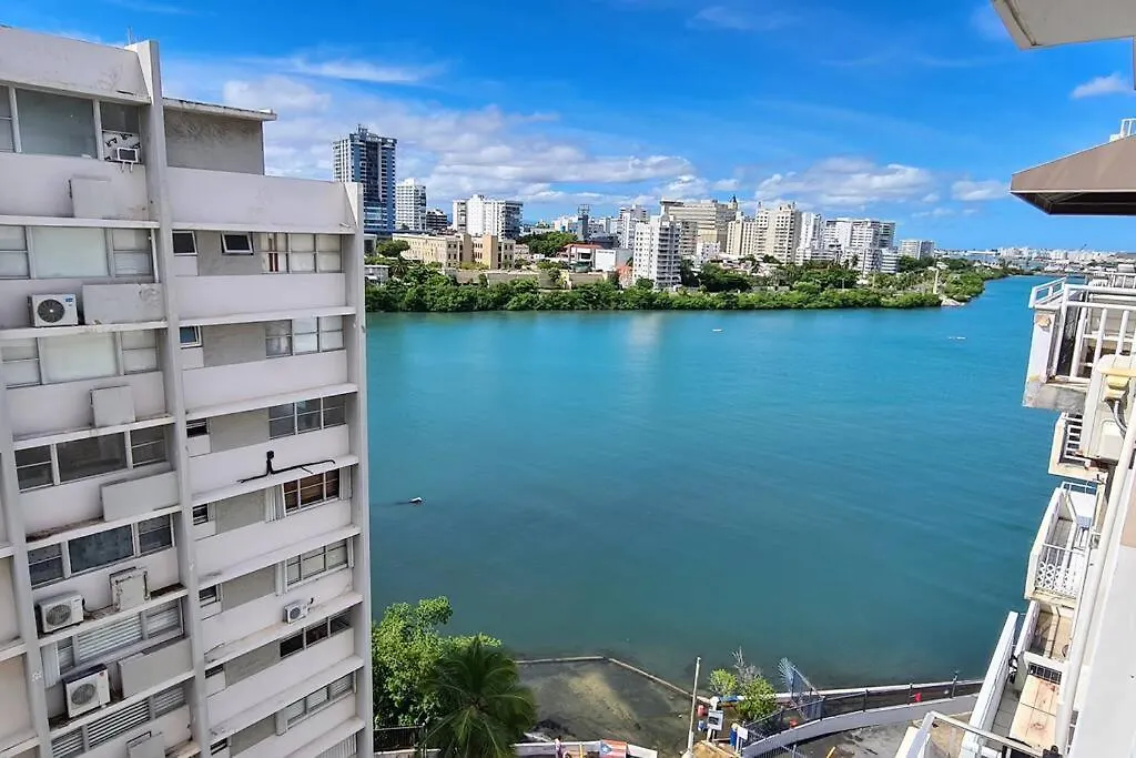 Apartman Lagoon-Front Escape Steps Away From The Beach! San Juan